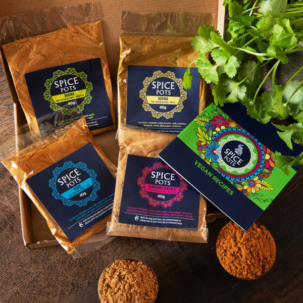 Spice Pots Letterbox Vegan Gift - Four curry spices plus recipe booklet