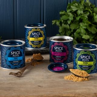 Spice Pots Vegetarian Curry Cookbook Kit - 4 Curry Powders and Cookbook
